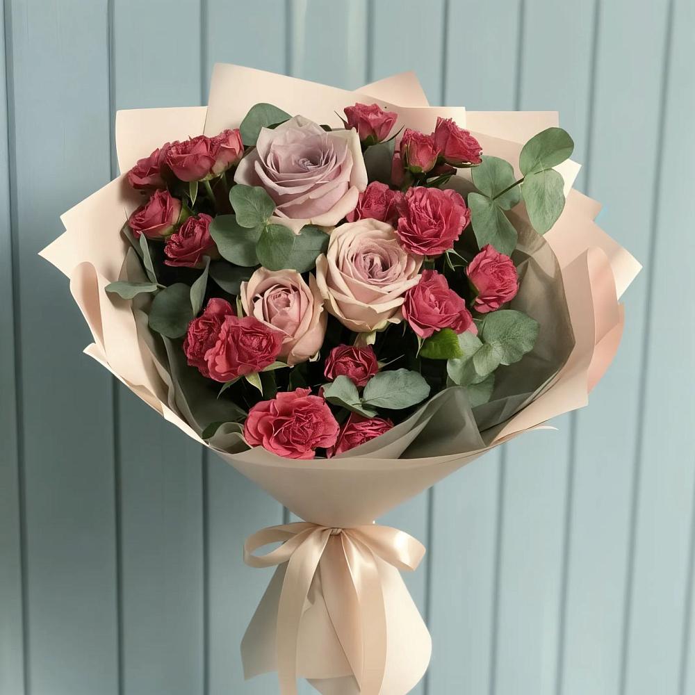 Букет цветов из: Гвоздики и Розы в Ис