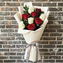 Букет цветов из:  Розы в Ис