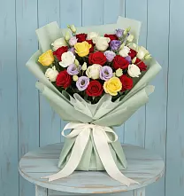 Букет цветов из:  Розы в Ис