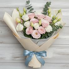 Букет цветов из:  Лизиантусы в Ис