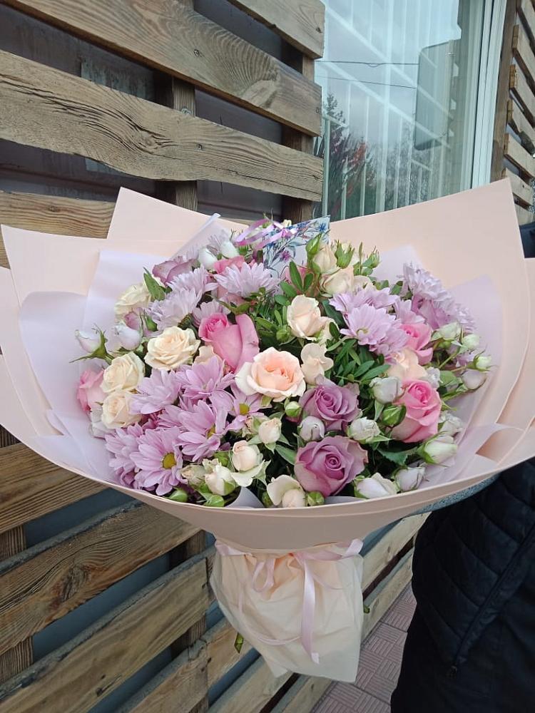 Букет цветов из: Розы и Хризантемы в Ис