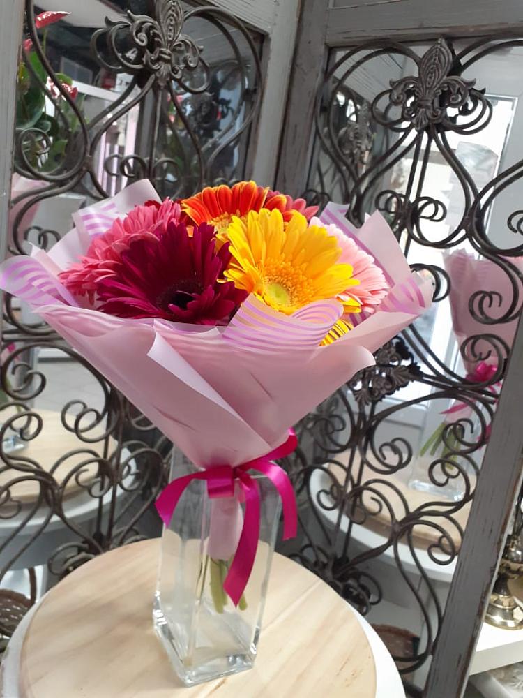 Букет цветов из: Герберы в Ис