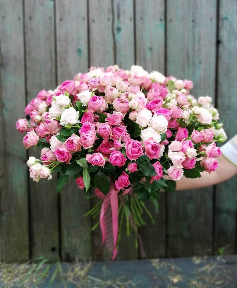 Букет Розовые кустовые розы Натали и Лав Лидия в Ис