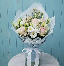 Букет цветов из:  Розы и Лизиантусы в Ис
