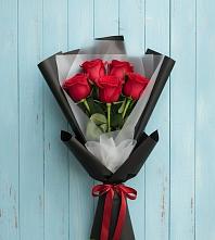 Букет цветов из:  Розы в Ис