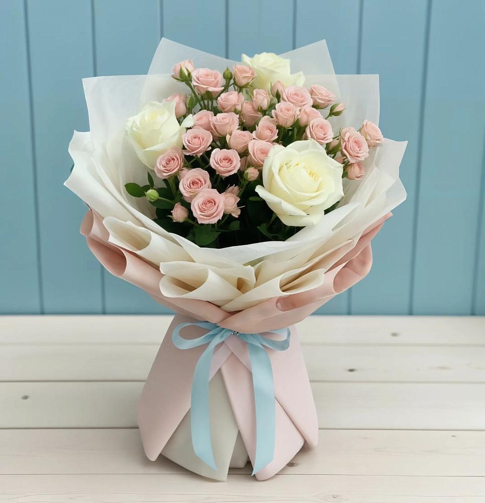 Букет цветов из: Розы в Ис