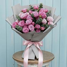 Букет цветов из:  Розы #REPLACE_PRED# Ис